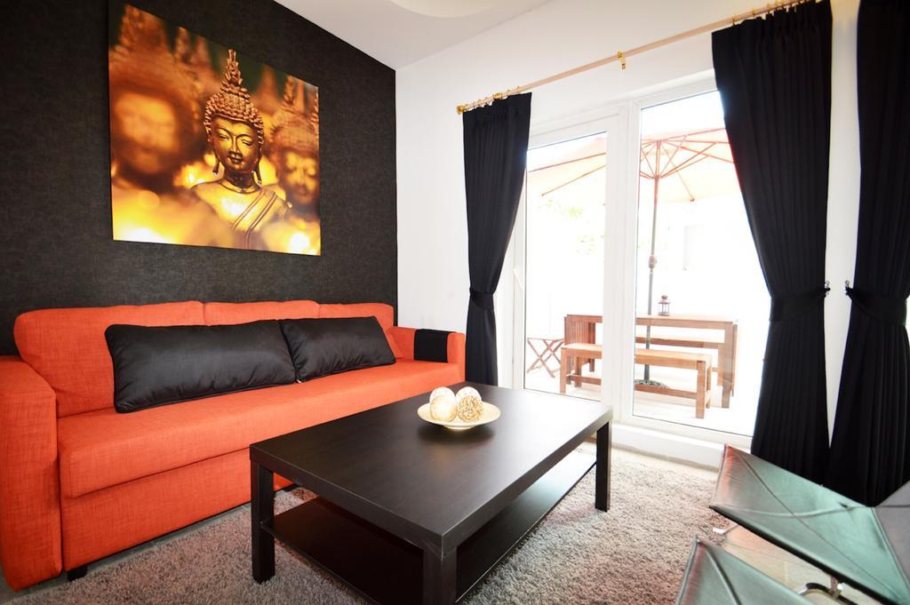 Ruamchok Ocean View Pattaya Exterior foto
