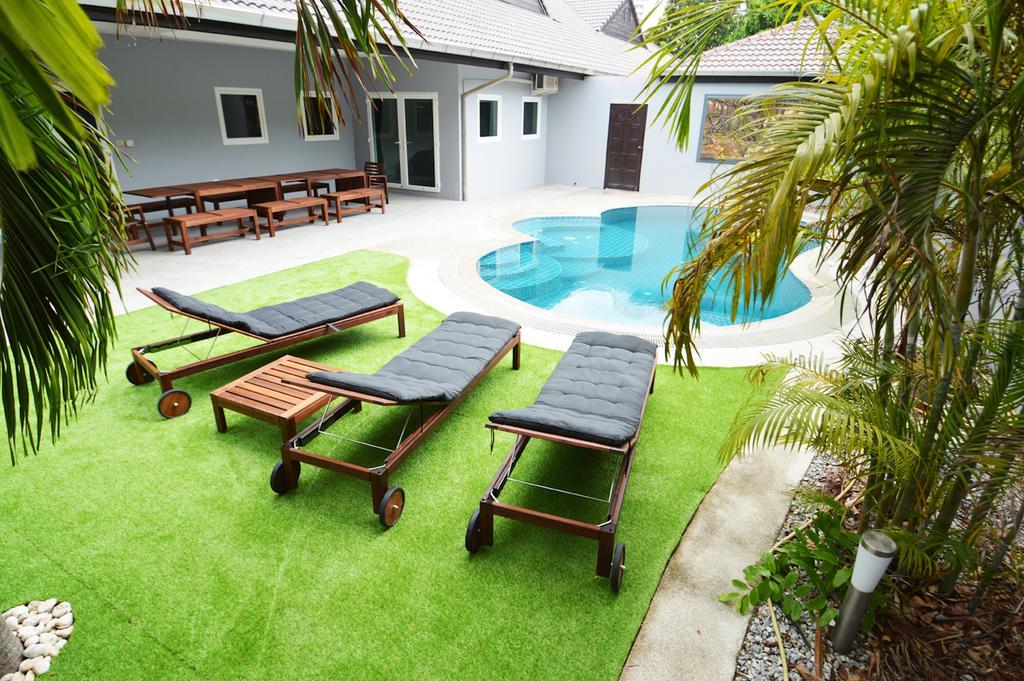 Ruamchok Ocean View Pattaya Exterior foto