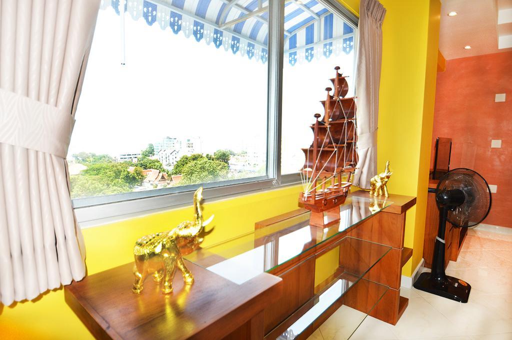 Ruamchok Ocean View Pattaya Exterior foto