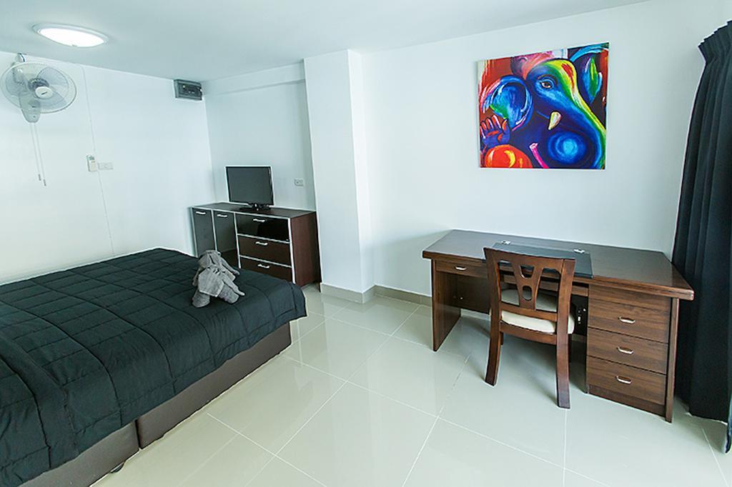 Ruamchok Ocean View Pattaya Exterior foto