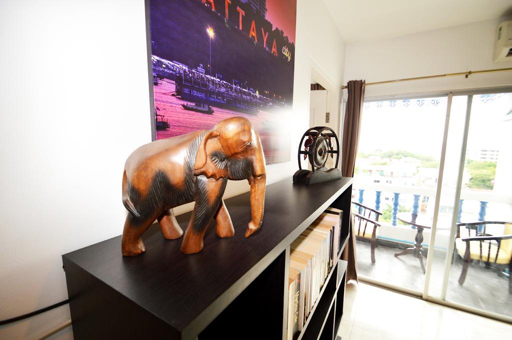 Ruamchok Ocean View Pattaya Exterior foto